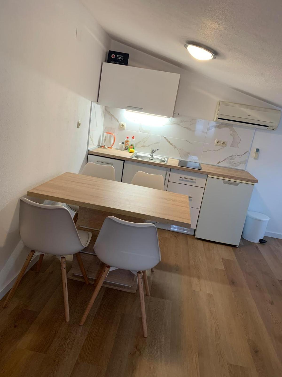 Apartmani Petricevic Vodice Exteriér fotografie